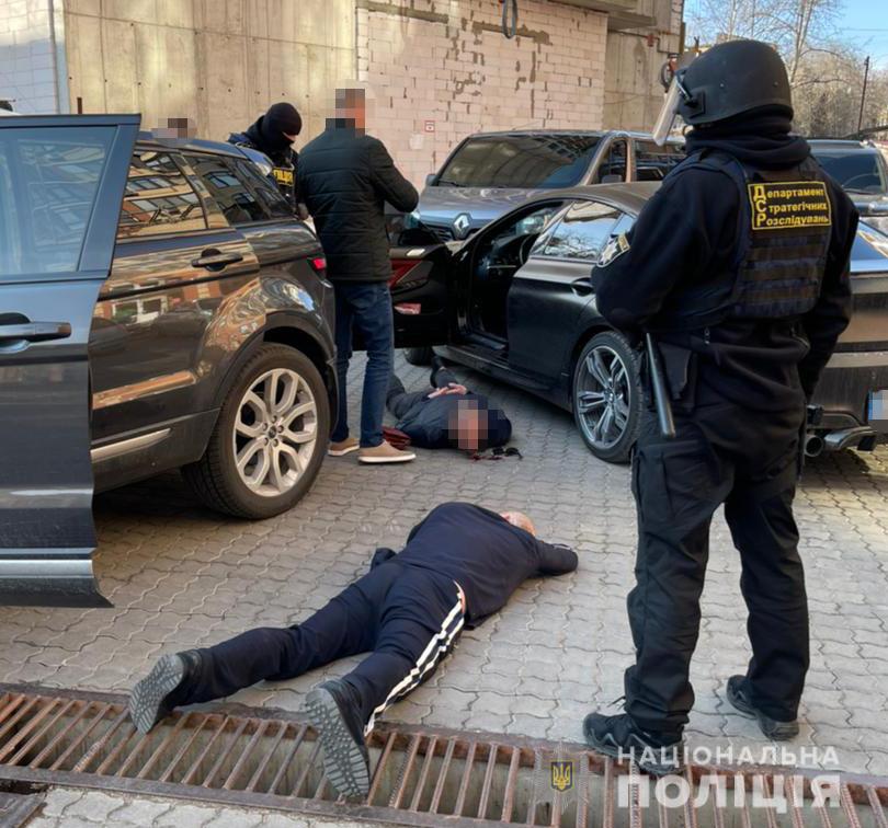 В Одессе задержали банду вора в законе. Скриншот: фейсбук-страница полиции 
